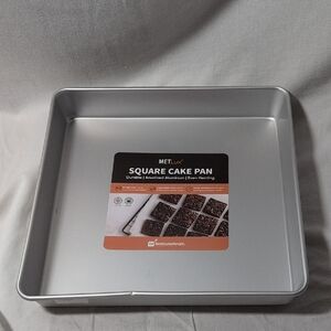 Met Lux Square Cake Pan